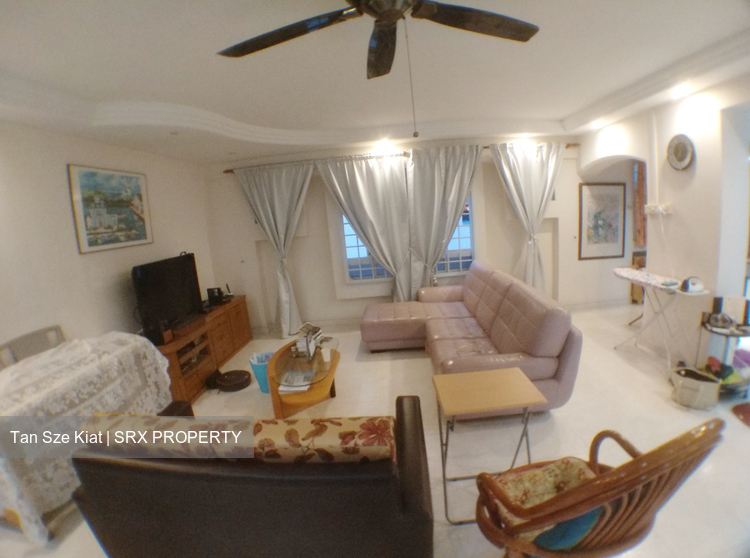 Blk 239 Pasir Ris Street 21 (Pasir Ris), HDB Executive #191940172
